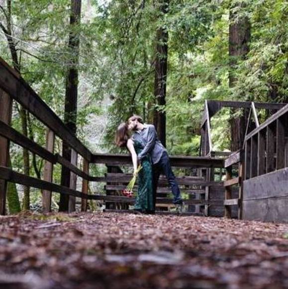 Meet your Posher, Gabriela - Picture 1 of 1